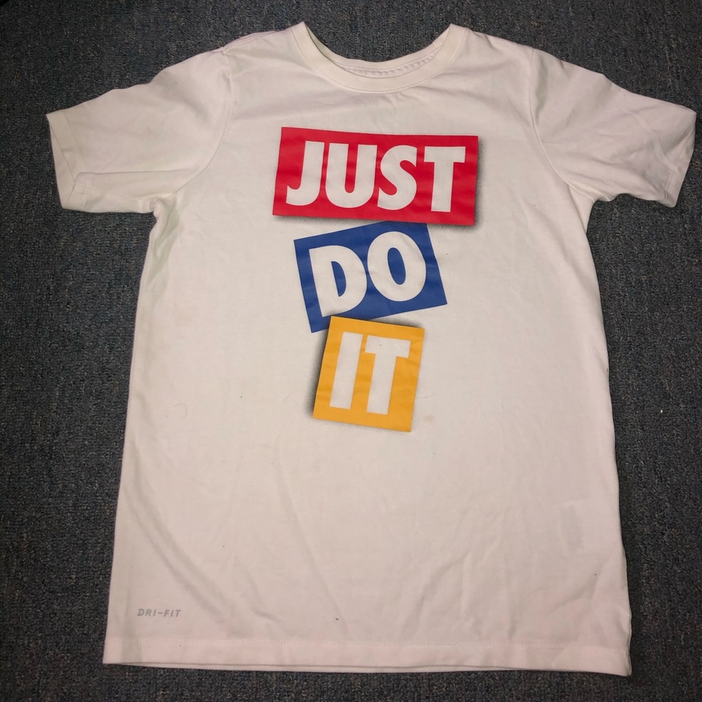 Nike Womens T-shirt